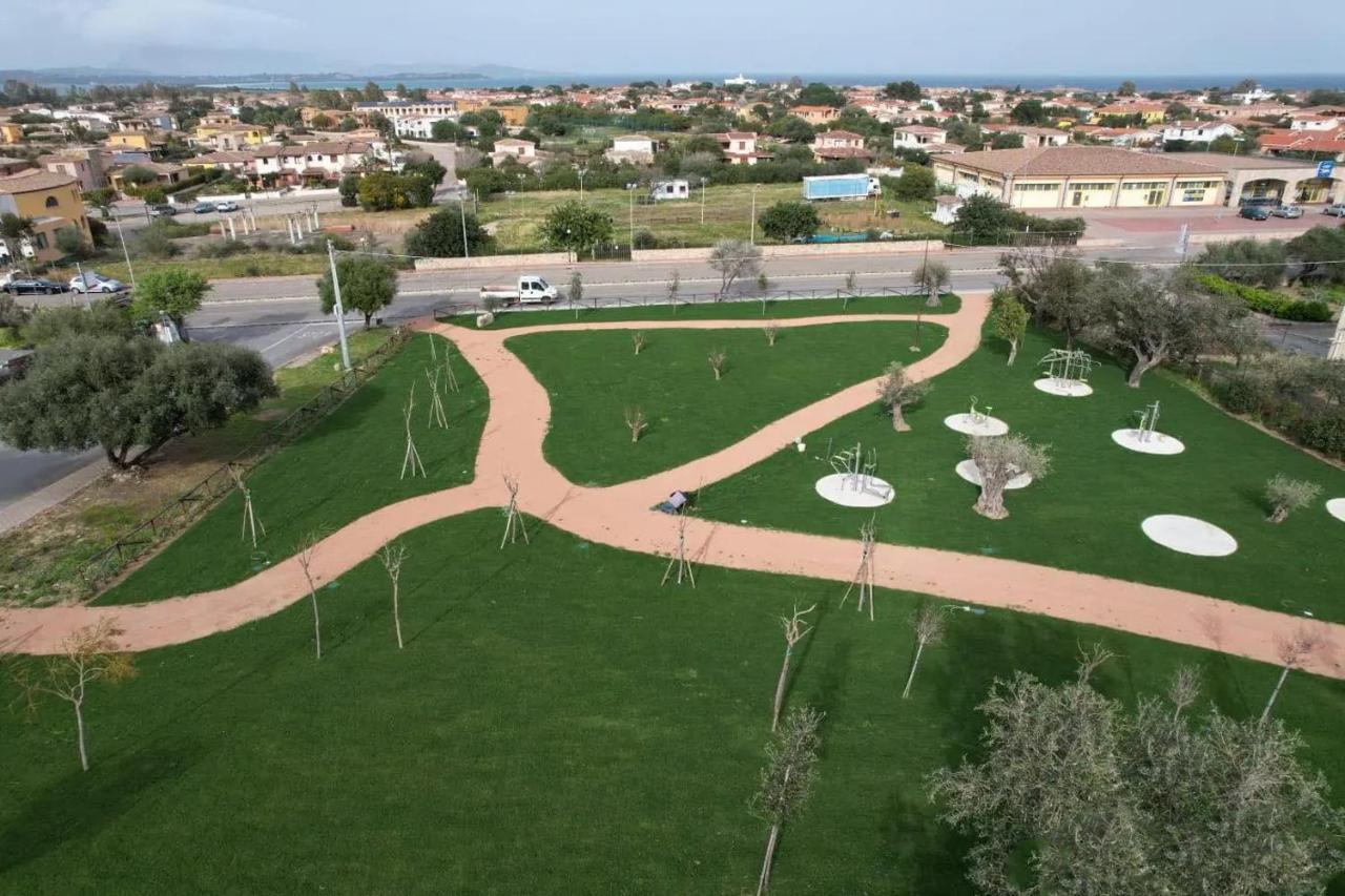 Appartamento Sette Posti Vicino Al Centro Di San Teodoro San Teodoro  Exterior photo